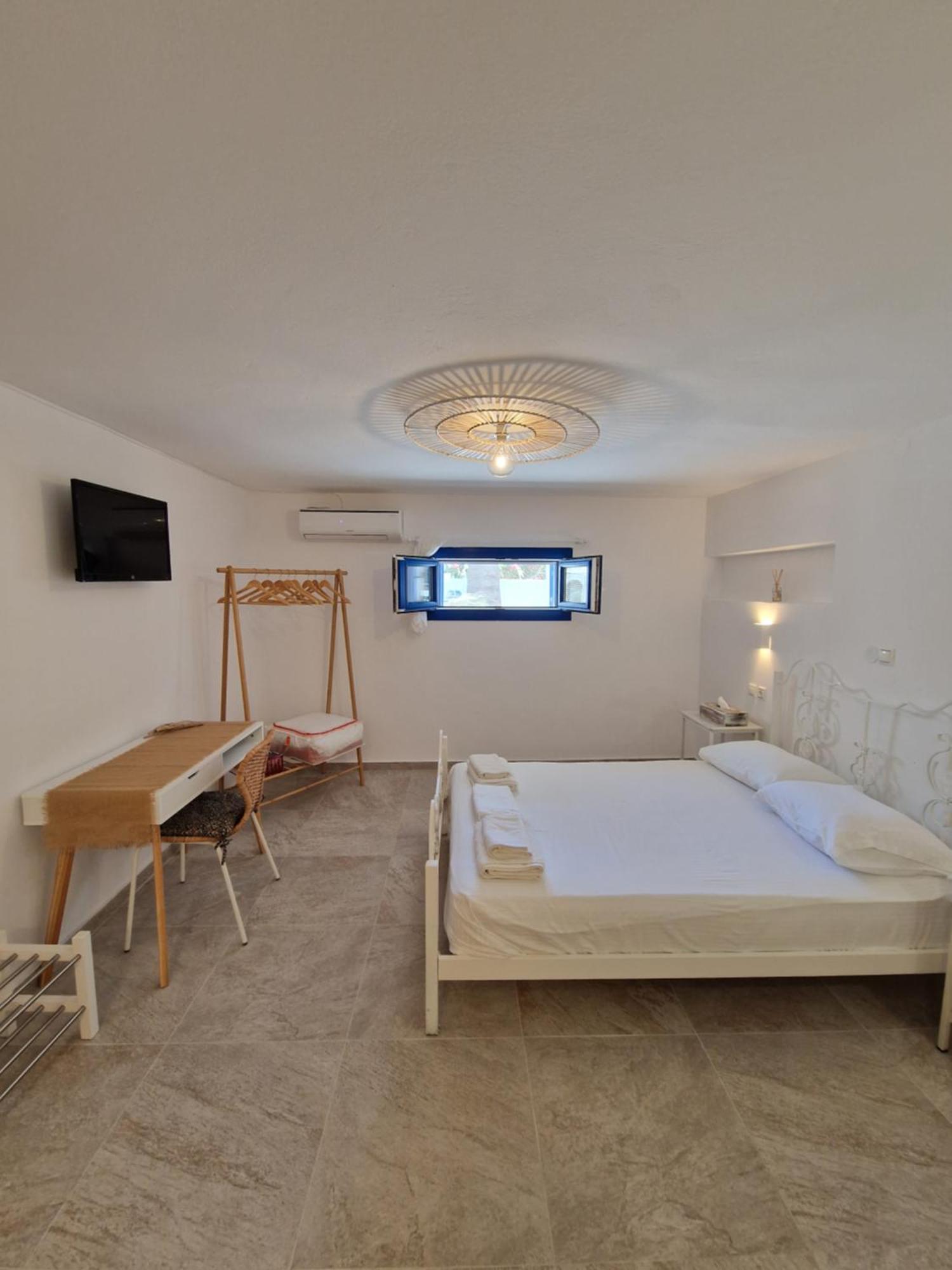 Anamnisi Studio Adamantas  Buitenkant foto