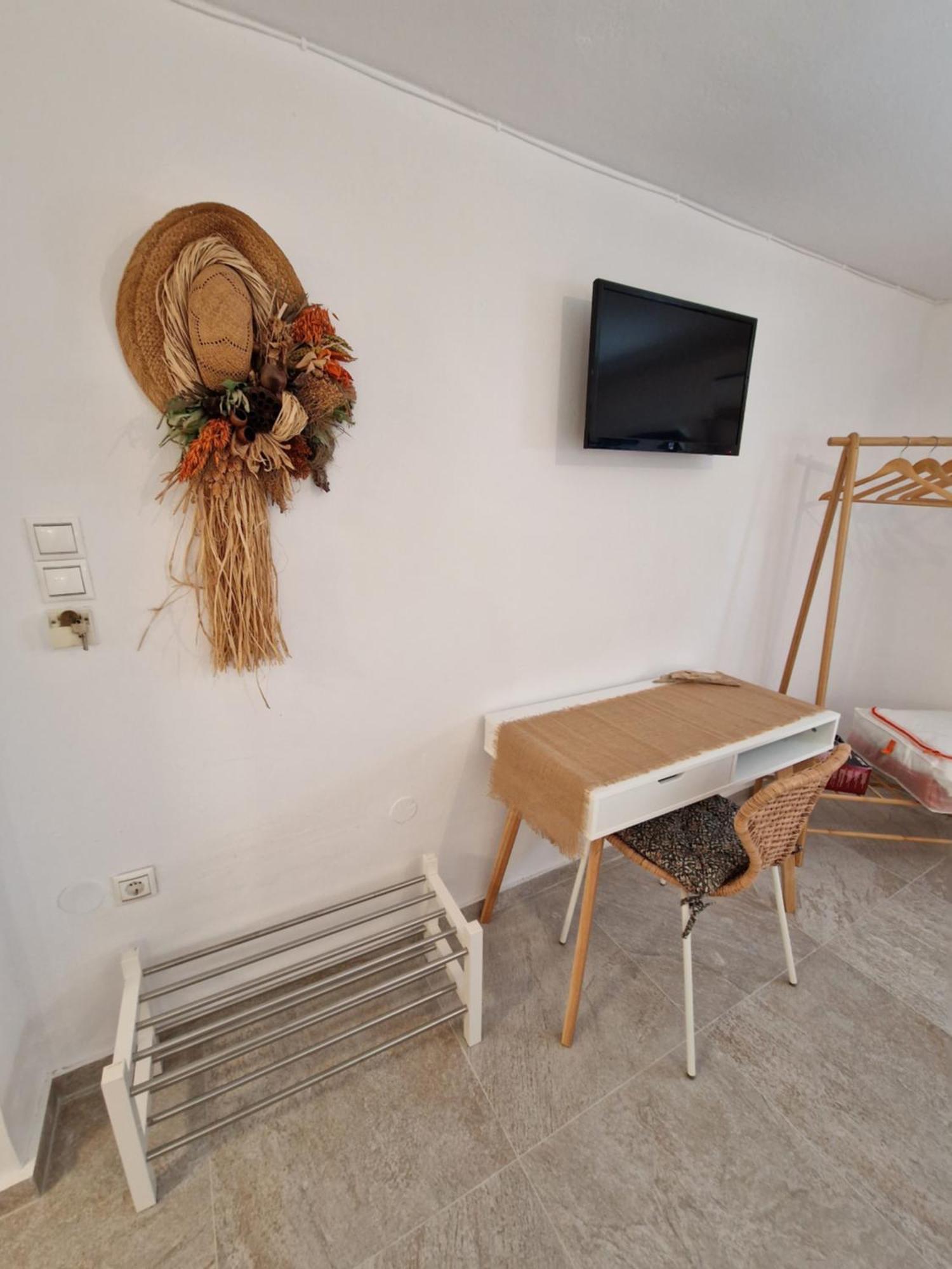 Anamnisi Studio Adamantas  Buitenkant foto