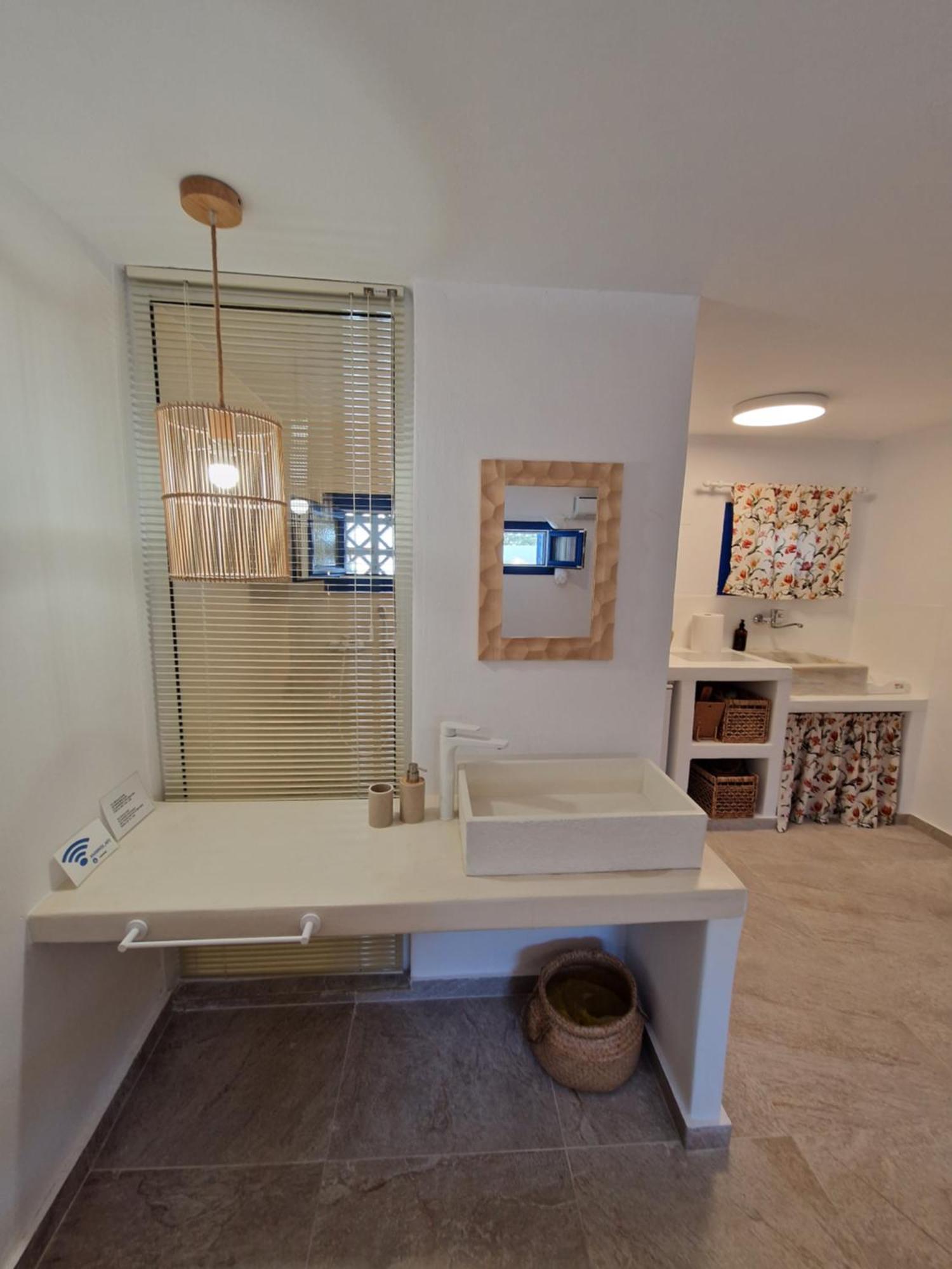 Anamnisi Studio Adamantas  Buitenkant foto